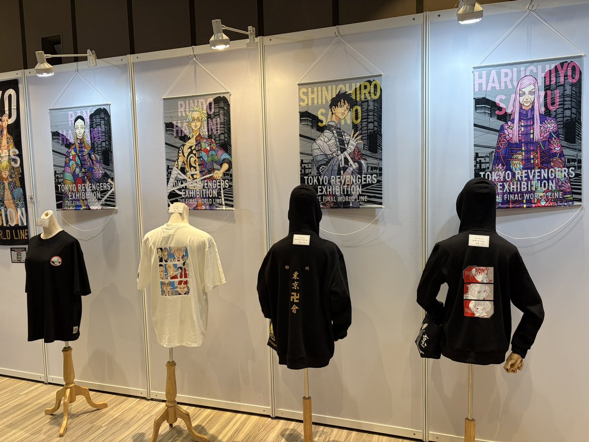 お久しぶりの更新です‼️
現在担当チームで台北の東リベ展の監修に来ております🔥🔥
会場が素晴らしい上、台湾オリジナルグッズのクオリティが高すぎて感動してます✨️
会期は明日から‼️
台湾に行く機会がある方がいたら是非👊😎