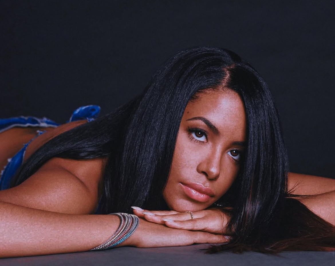 Happy 47th Birthday, to the iconic Aaliyah. 

The late music icon debuted in the early 1990s with a tomboy swag, and glasses to match. She earned the nickname ‘Princess of R&amp;B’, in 1997 she became the youngest act to perform at the Oscar's. She has sold over 50 million records