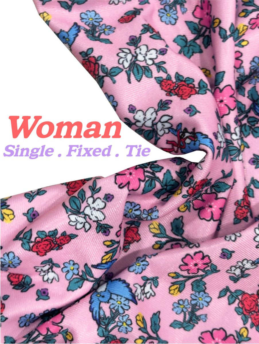 pooltimejp's tweet image. こんにちは、
POOLTIMEです。

ピンク色の花畑の中を自由に飛ぶ青い鳥からインスピレーションを受け、
おとぎ話のようなロマンティックな雰囲気をまとった水着をご紹介します。

水の中でも、太陽の下でも輝く特別なスタイル✨