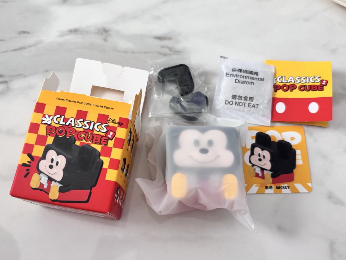 AsaDisney's tweet photo. ポップマート　クラシックポップキューブ
【譲】ミッキー、ミニー、スカー
【求】ミッキーミニーのグッズ
なんでも検討いたしますので、
お気軽にお声がけください🙇‍♀️✨ https://t.co/AGzgMVF7Qd