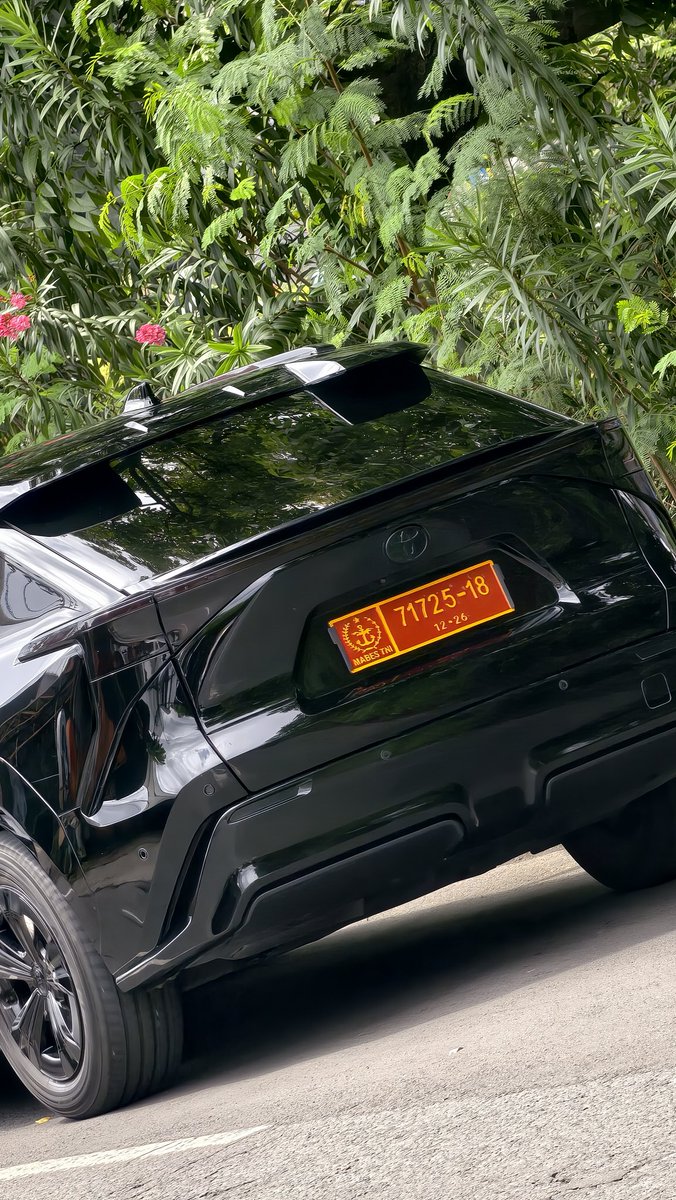 Robe1807's tweet image. nemu di jalan