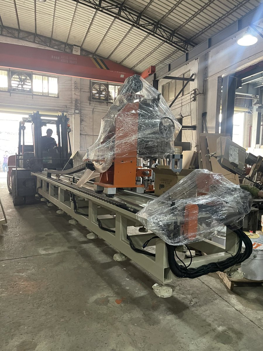 MeixinCrystal's tweet image. Thanks for trust of every Meixin customer. 
Hurry up production before CNY!

#brush #brushmachine #brushmaking #brushmakingmachine #brushmachinery #brushmakingmachine #brushmaker #meixinmachine #meixinbrushmachine #meixinbrushmachinery #meixinmachinery #rollerbrushmakingmachine