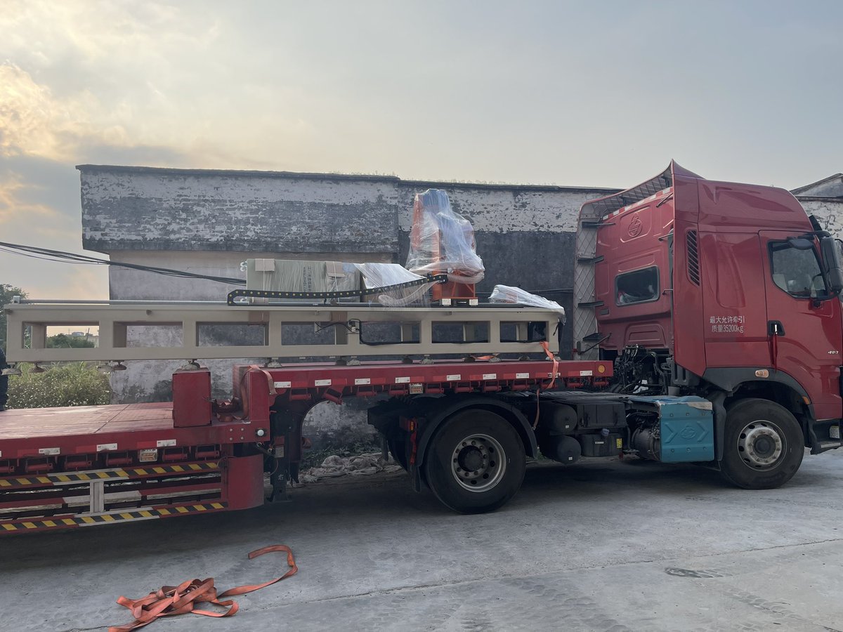 MeixinCrystal's tweet image. Thanks for trust of every Meixin customer. 
Hurry up production before CNY!

#brush #brushmachine #brushmaking #brushmakingmachine #brushmachinery #brushmakingmachine #brushmaker #meixinmachine #meixinbrushmachine #meixinbrushmachinery #meixinmachinery #rollerbrushmakingmachine