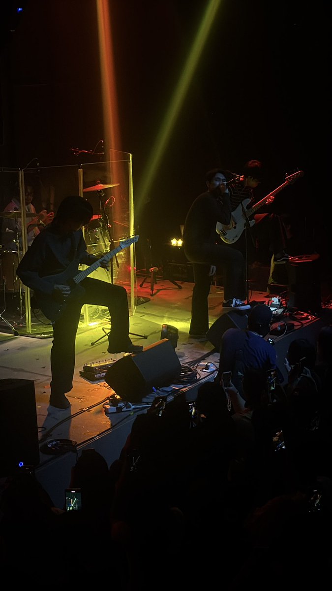 🩶

15-01-26 

#MeltLiveHousexFREEHAND 
#THEFREEHANDBAND