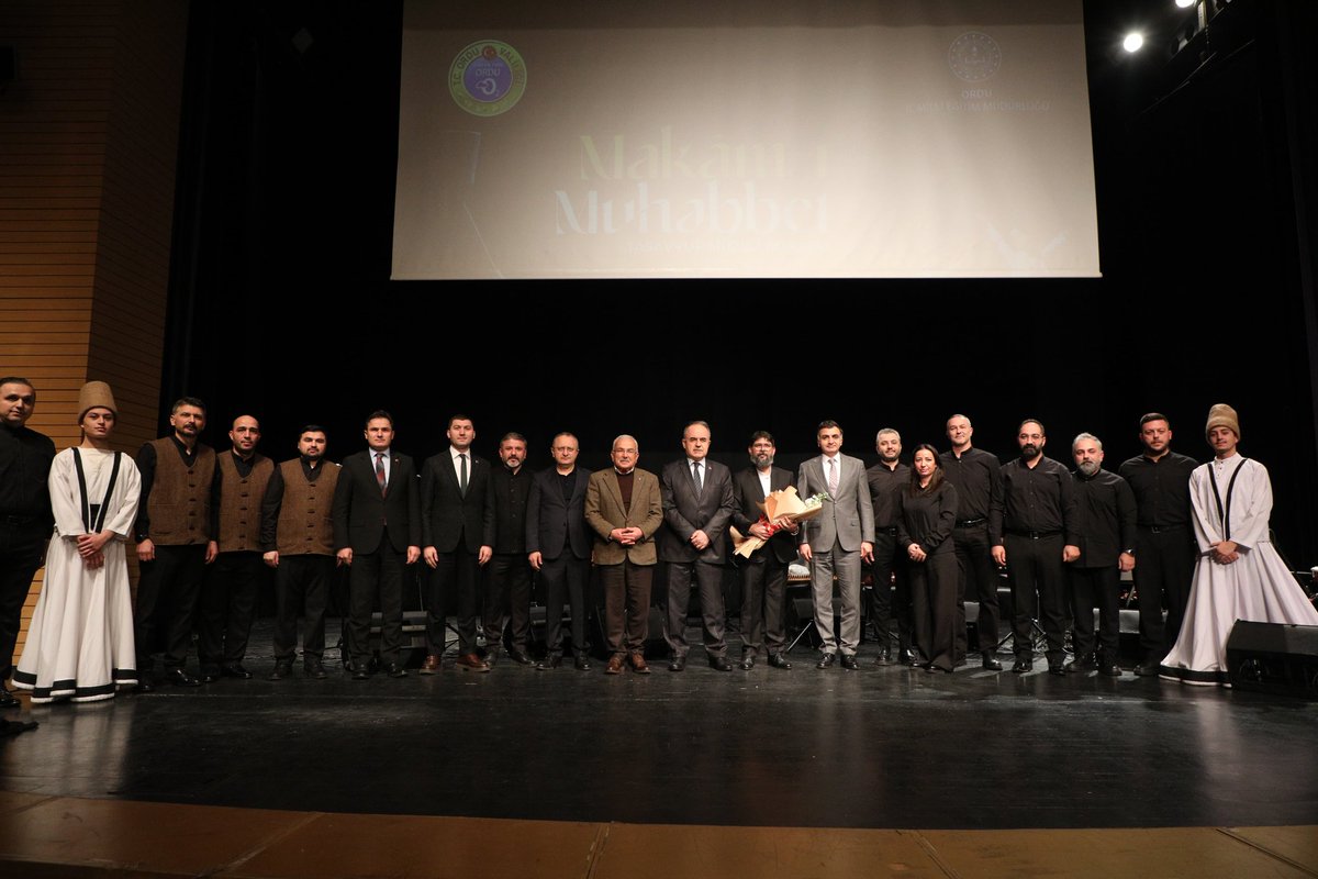 📍Altınordu 

Müdürlüğümüz koordinesinde "Ordu İl Millî Eğitim Müdürlüğü Öğretmen Orkestrası" tarafından hazırlanan "Makâm-ı Muhabbet" isimli Tasavvuf Müziği Konseri; Valimiz Sayın Muammer Erol, Ordu Büyükşehir Belediye Başkanımız Dr. Sayın Mehmet Hilmi Güler, Ordu İl Jandarma