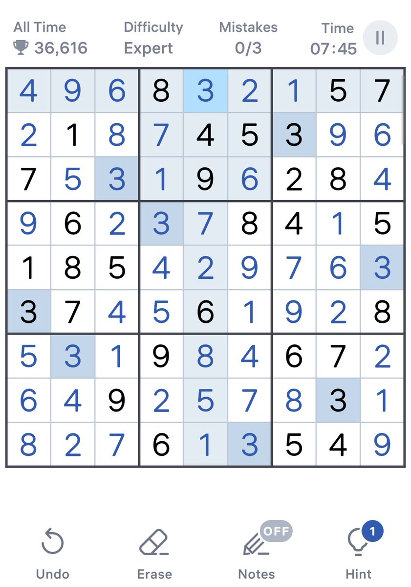 v1llaain's tweet image. makasih pacarku udah ngajarin sudoku, km tunggu extreme under 10 menit itu ya @holysshine