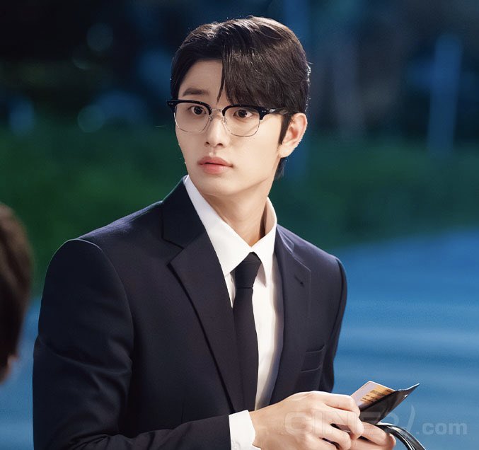 ggonigone's tweet image. 김고은 X 김재원 &amp;lt;유미의 세포들3&amp;gt; 첫 스틸