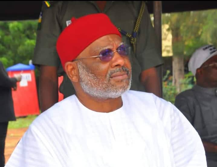 Benking443's tweet image. We retired Chimaraoke Nnamani in Enugu State. 

Abia State will retire Orji Uzor Kalu in 2027. #RetireOUK 

Pass this on. Abia North citizens must not allow OUK to return to senate. He doesn't want th progress of ndi Abia