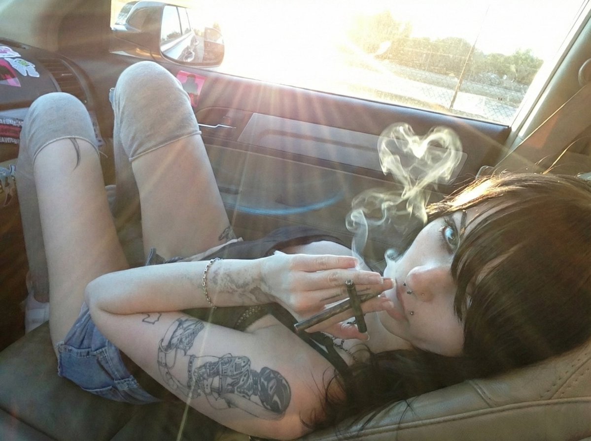 heavensentandco's tweet image. Exhale.