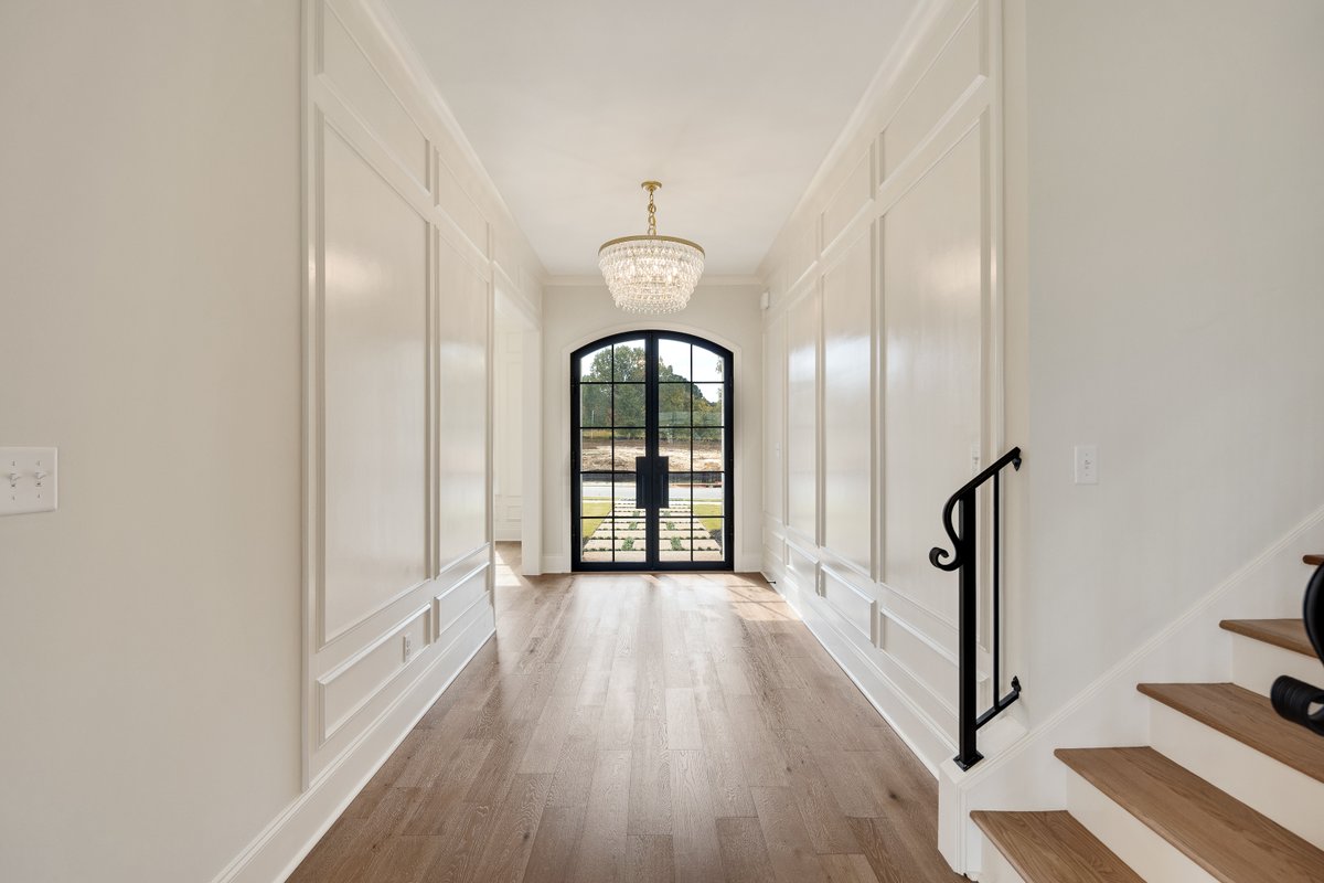 Ready to come home to 318 Beckham Drive?! You’re in for a warm welcome from this beauty! Come see all of the charming details that await you at this available home!!!

Call or Text: 901-468-3344 | Email: OSC@MagnoliaHomesInc.com
yourmagnoliahome.com/property/318-b…