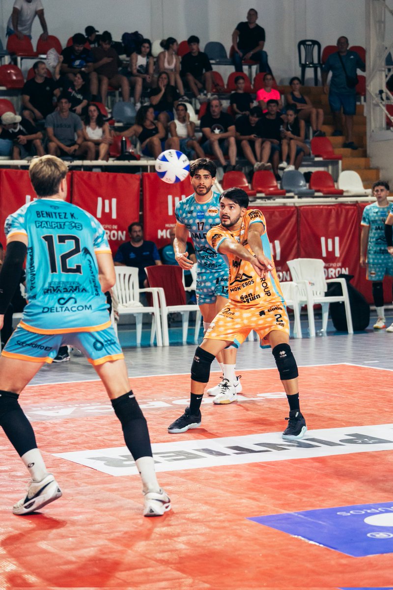 #LVA Final del 3° Set.

Tour 4 - Fecha 10

Monteros Vóley 25 (2) - Boca Juniors 27 (1)

En vivo: youtube.com/live/cJ4lp5Zkd…

#SomosMVC
#OrgulloNaranja