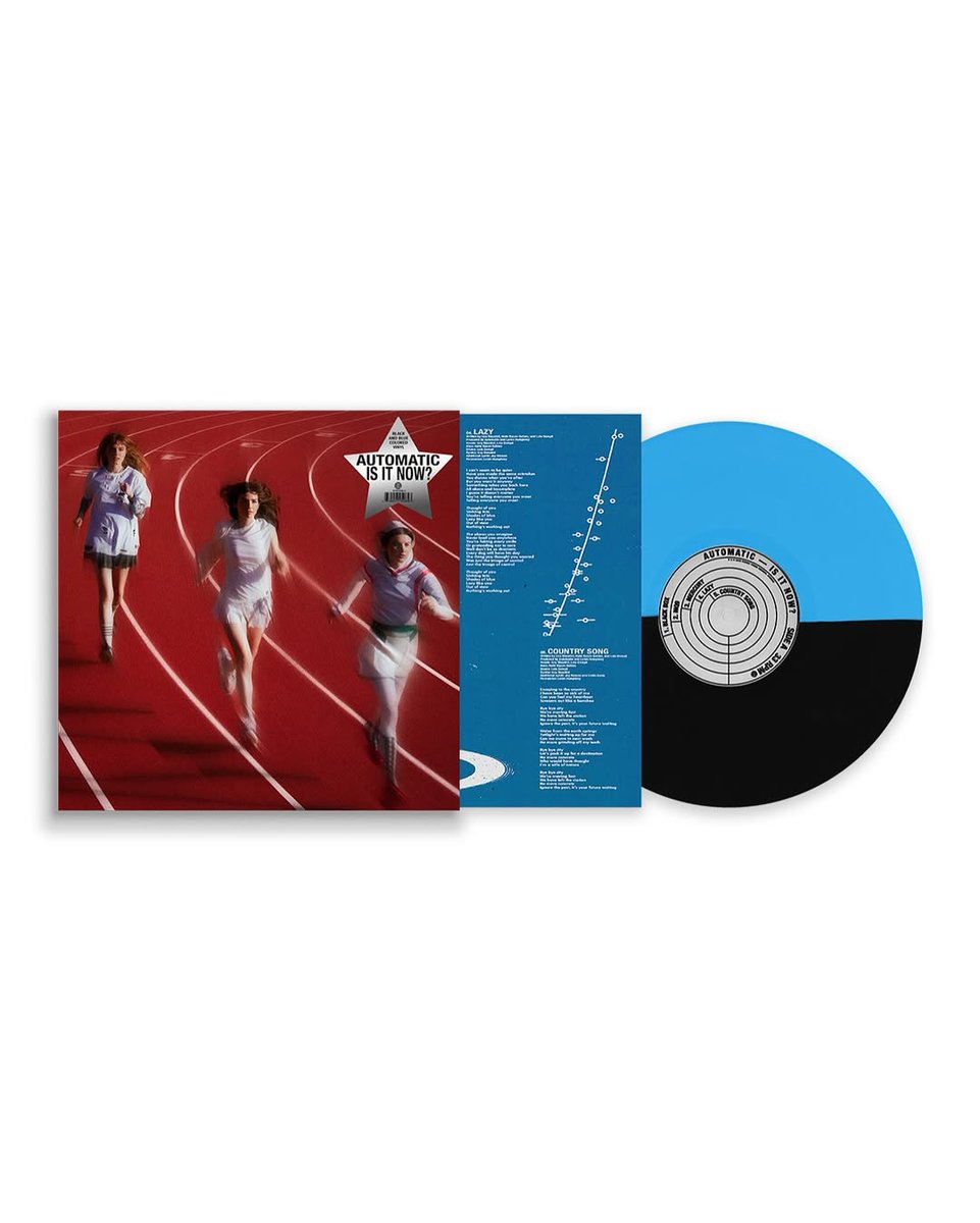 LAのラジオ局KCRWのBEST ALBUM OF 2025第1位に選出！LA拠点3人組バンド、Automaticの最新AL『Is It Now?』ではポストパンクやシンセ・ポップの冷ややかさとポップミュージックの中毒性を融合させた彼女たちのサウンド＝“deviant pop（逸脱したポップ）”が強く鳴り響く。
🎧sthrow.com/is-it-now