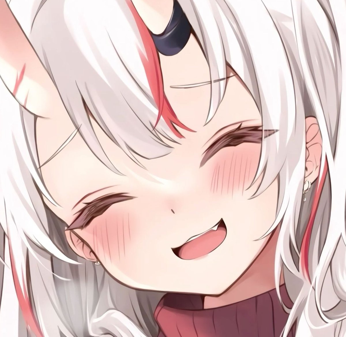 DiscoForEver's tweet image. 電車が満員で座れなかったけど優しそうなおばあちゃんが席譲ってくれて感動した 👨‍🎤