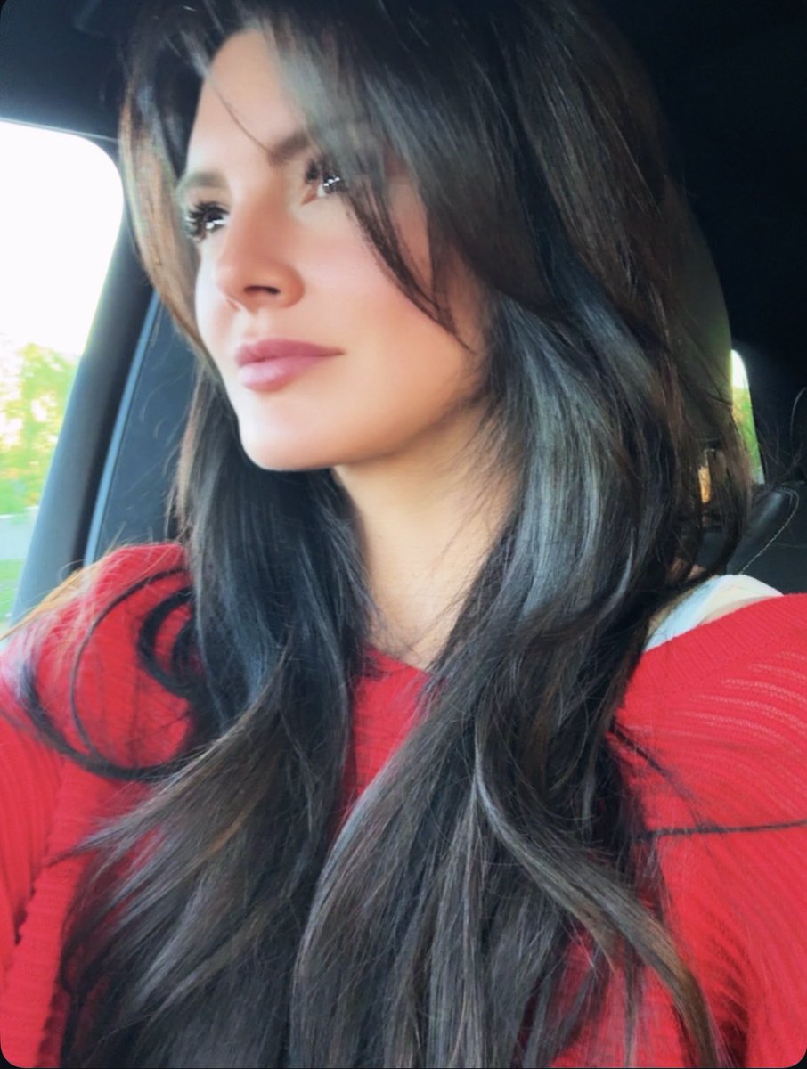 ginacarano's tweet image. 