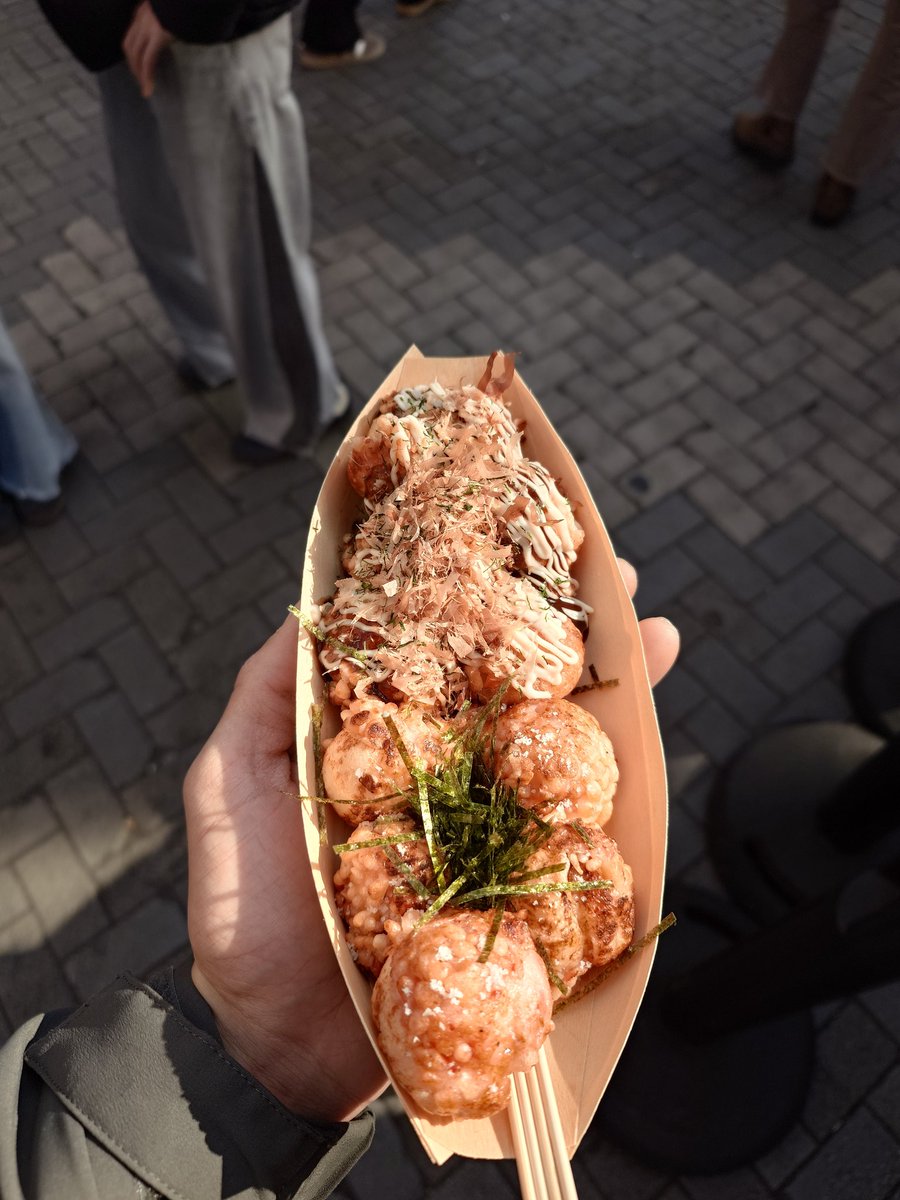 十八番のたこ焼きがうますぎてめっちゃ食べた😋