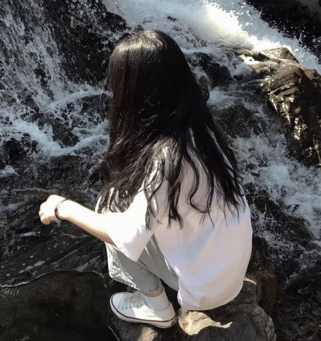 negativeaproach's tweet image. 今日は何もやる気起きない
ずっとゴロゴロしてる 🧒