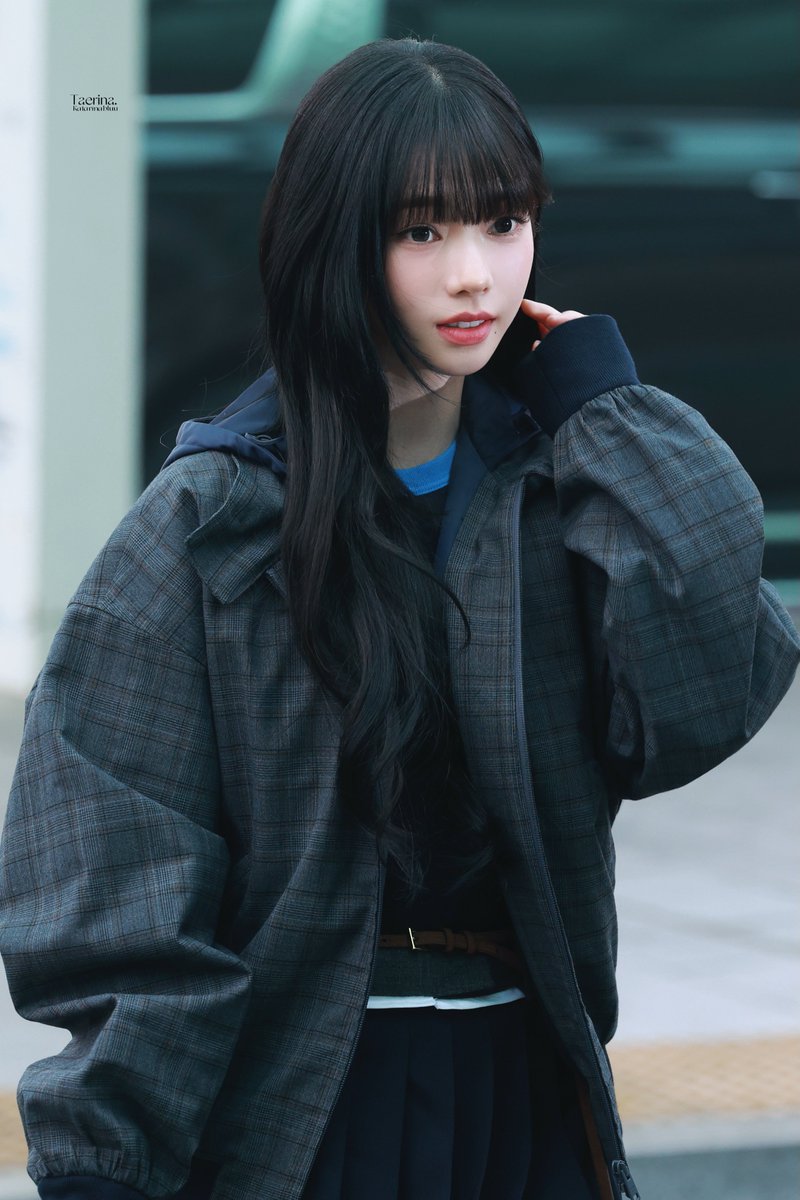 taerina09's tweet image. 260116 ICN

KARINA PRADA ICON
#KarinaxPrada #PradaFW26
#카리나  #Karina
#에스파 #aespa