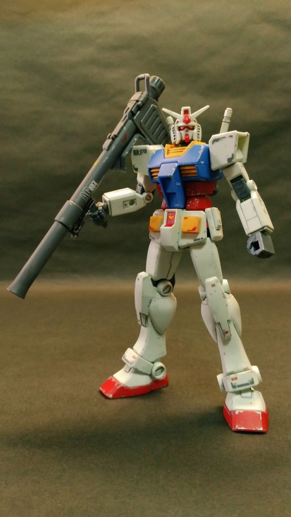 レオンさん専用ページ 過去作のエントリーガンダムを紹介します。発売当日にその日の内に完成