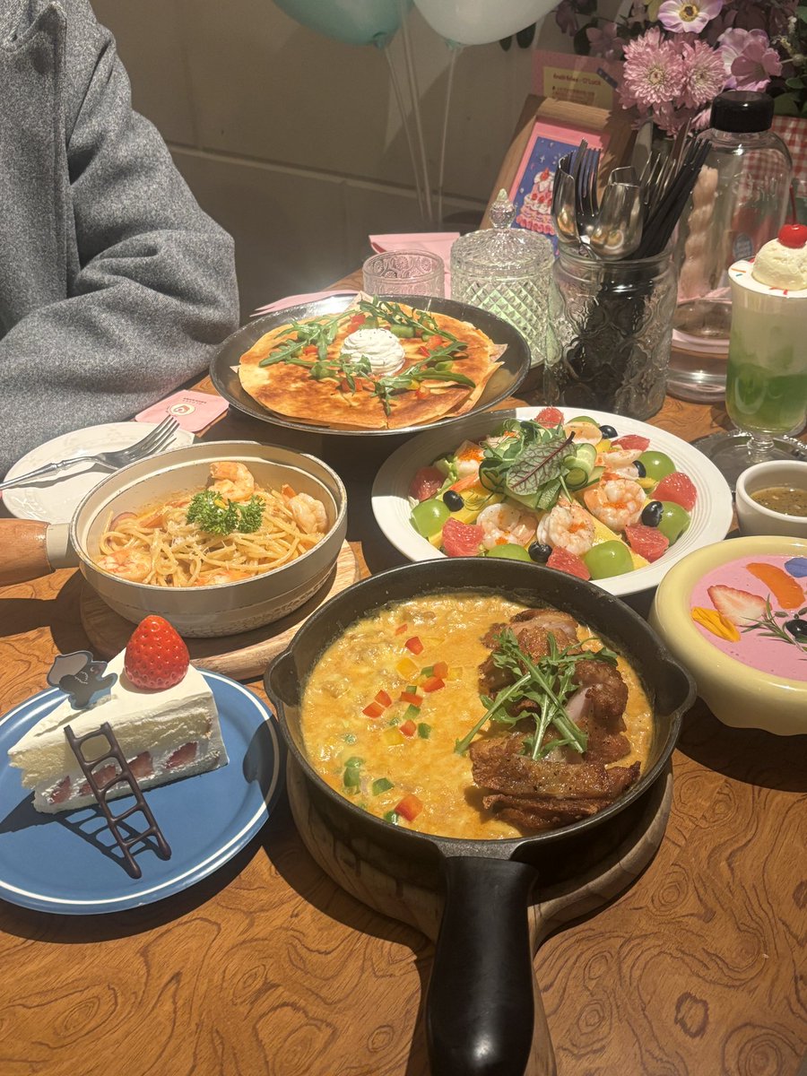 吃一颗小蓝莓🌙 tweet media