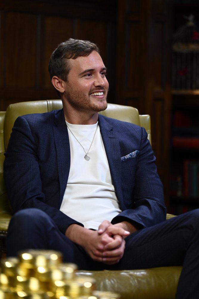 holdtightrem's tweet image. evil doesn’t die, it reinvents itself #TheTraitors #TheTraitorsUS