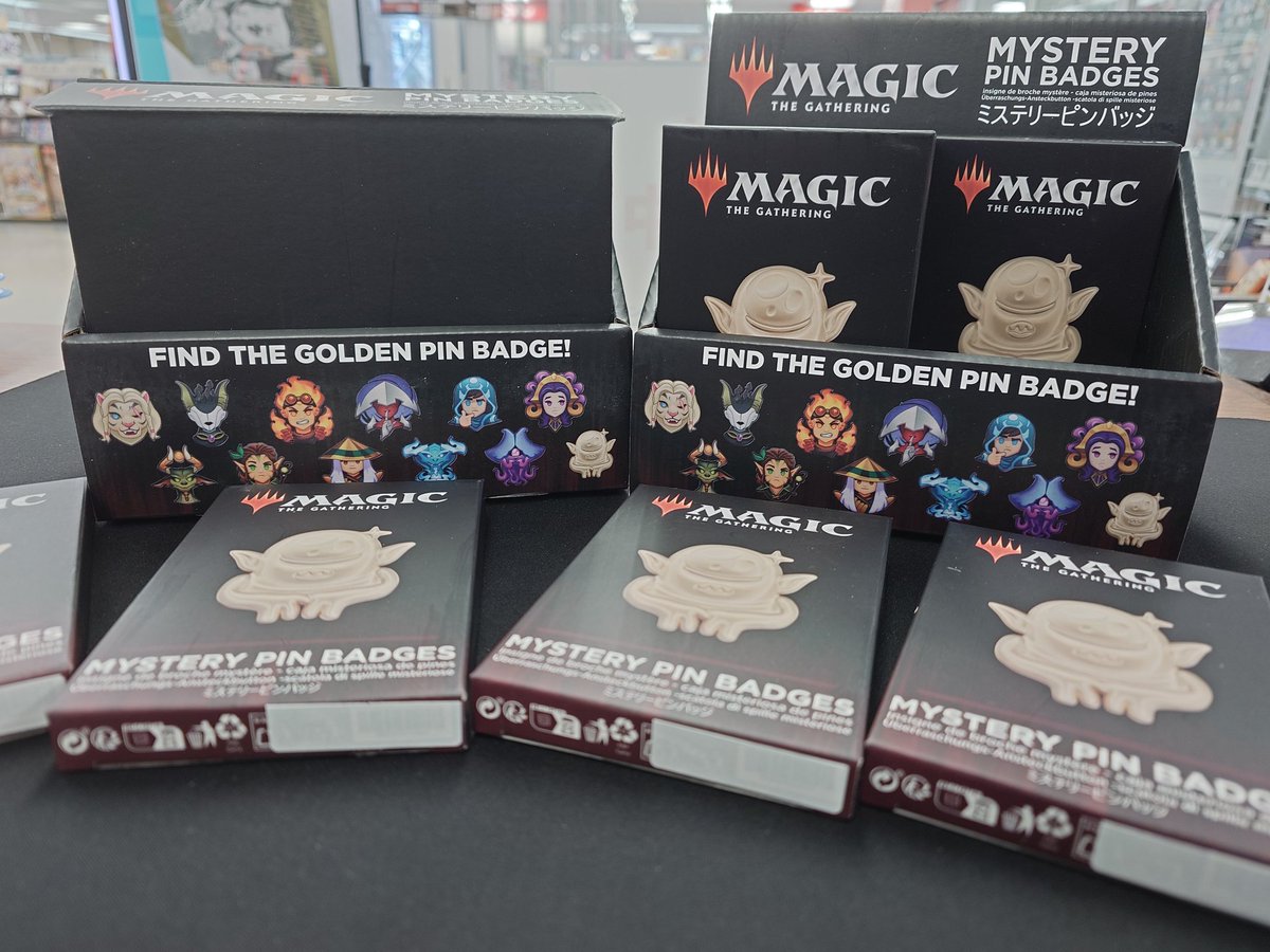 マジックザギャザリングより、 ミステリーピンバッジ 入荷致しました