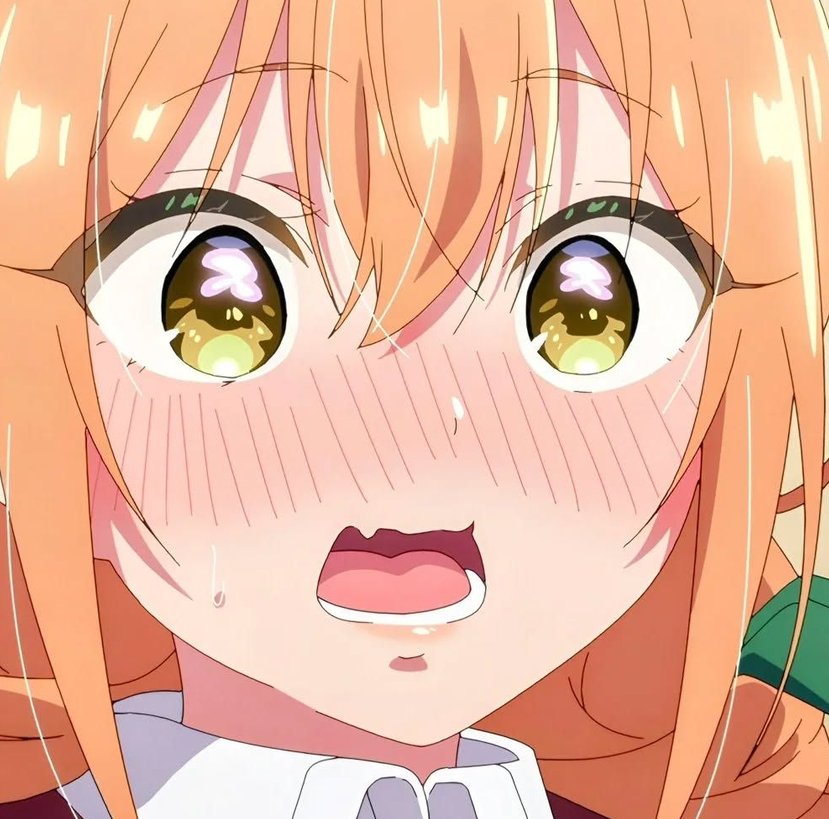 bubbleskey's tweet image. 犬がいたずらして靴下噛んでた 😊