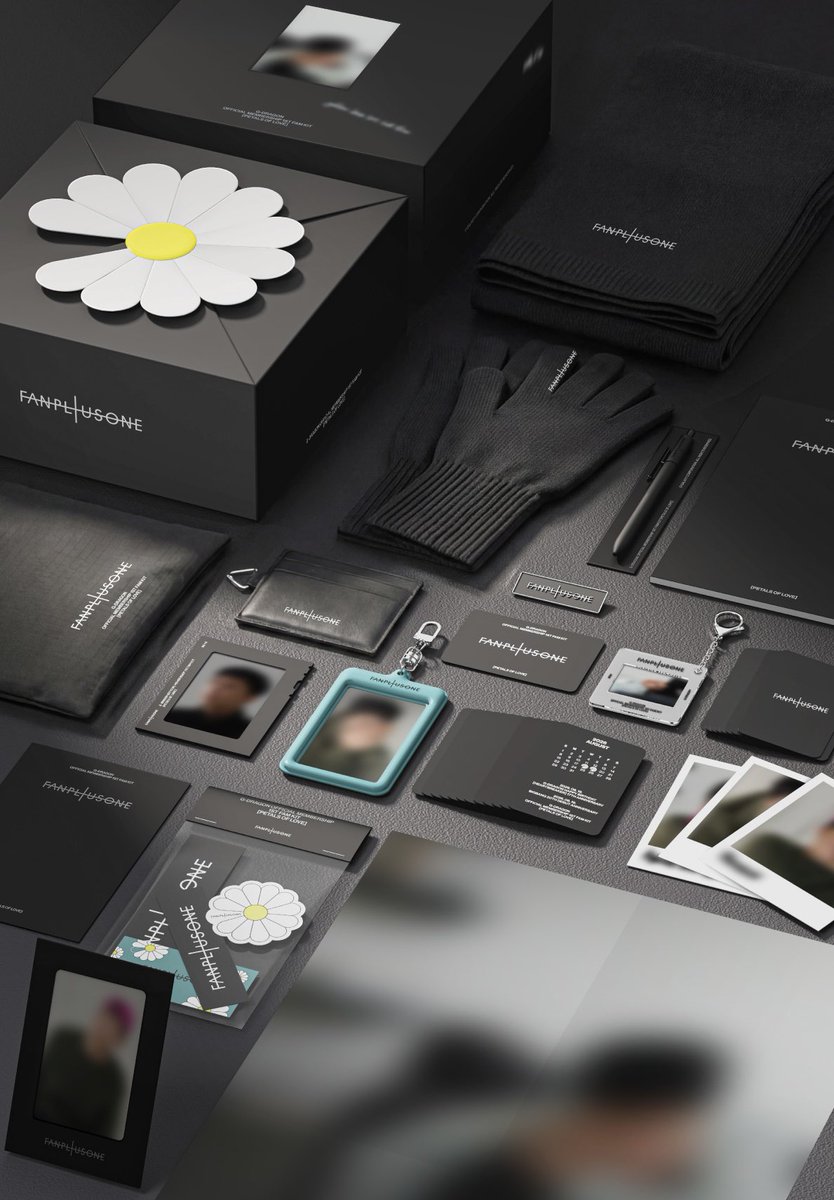 G-DRAGON OFFICIAL MEMBERSHIP 1ST FAM KIT [PETALS OF LOVE]

gdragon.ai/shop/kr/produc…

🌼🤍✨