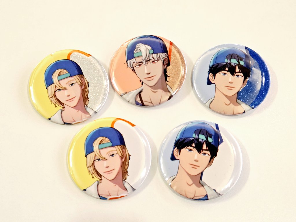 빵봉지 아까워서 씻어다 뱃지만들었는데.. 생각보다 너무 이쁜데😆😆😆 댄라즈빵 당장 구해야만