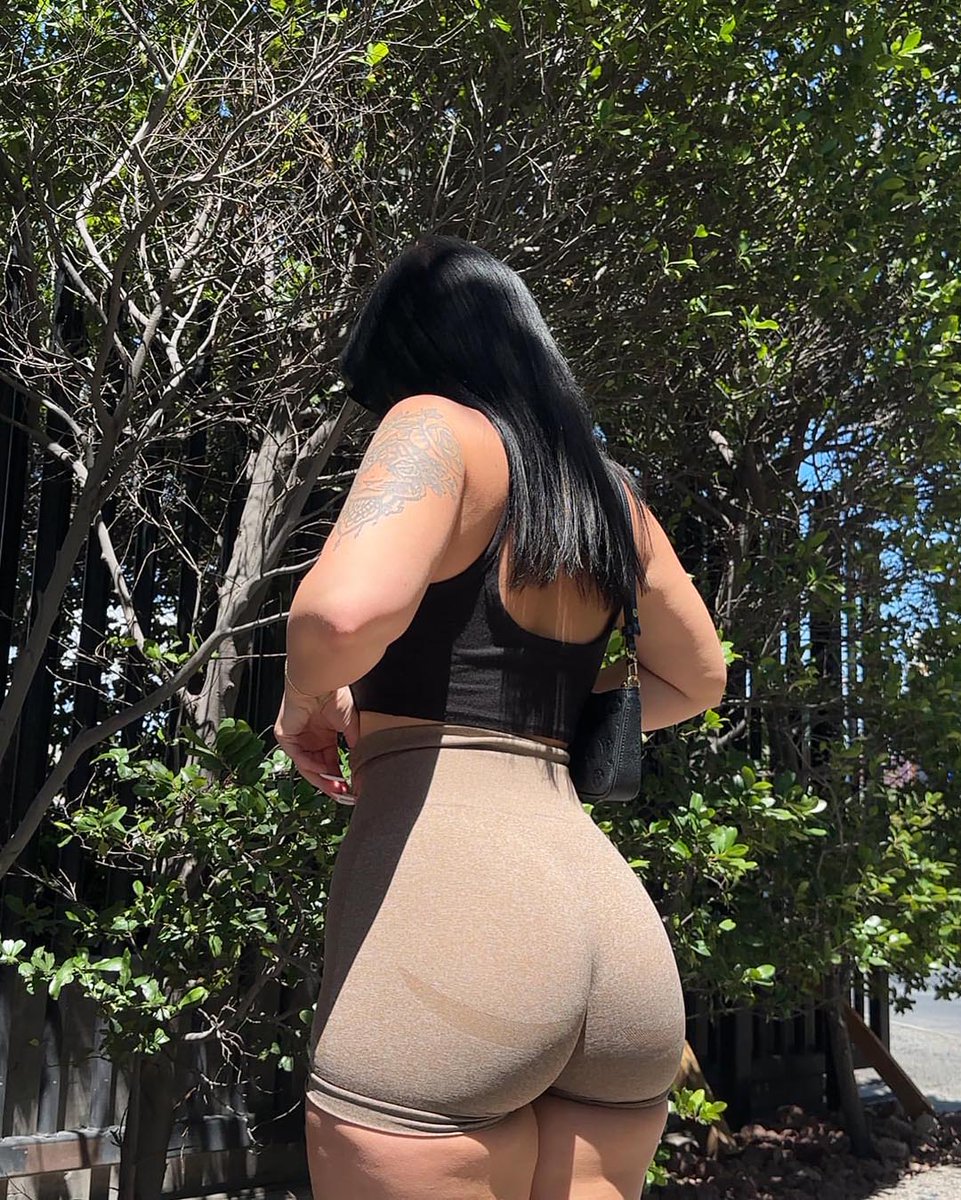 randomBLOGorg's tweet image. Tight Fit  🍑 aso.xyz/xpt 🎀
.
🍑 #booty #sexymodel #everydaygirls 🎀