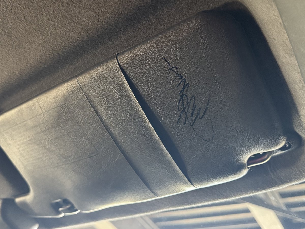 hokuharu_RX's tweet image. 伊豆スカに新型プレ居たので内心ザワついてたら、中から降りてきたのは
あのガンさん(黒澤元治氏)でした🤯

いやてか、EK9に乗るガンさんカッコよすぎ、、、ベスモの世界じゃん。

短い間でしたがありがとうございました‼︎