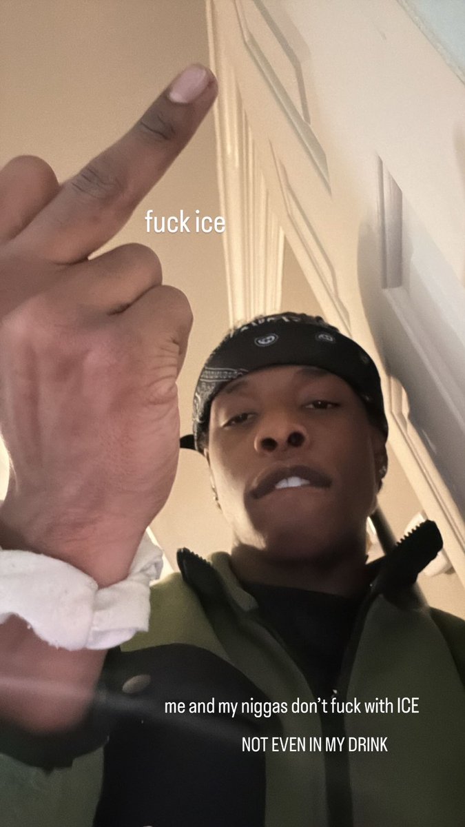 ☁️ Meechie (@shelovesmeechie) on Twitter photo 