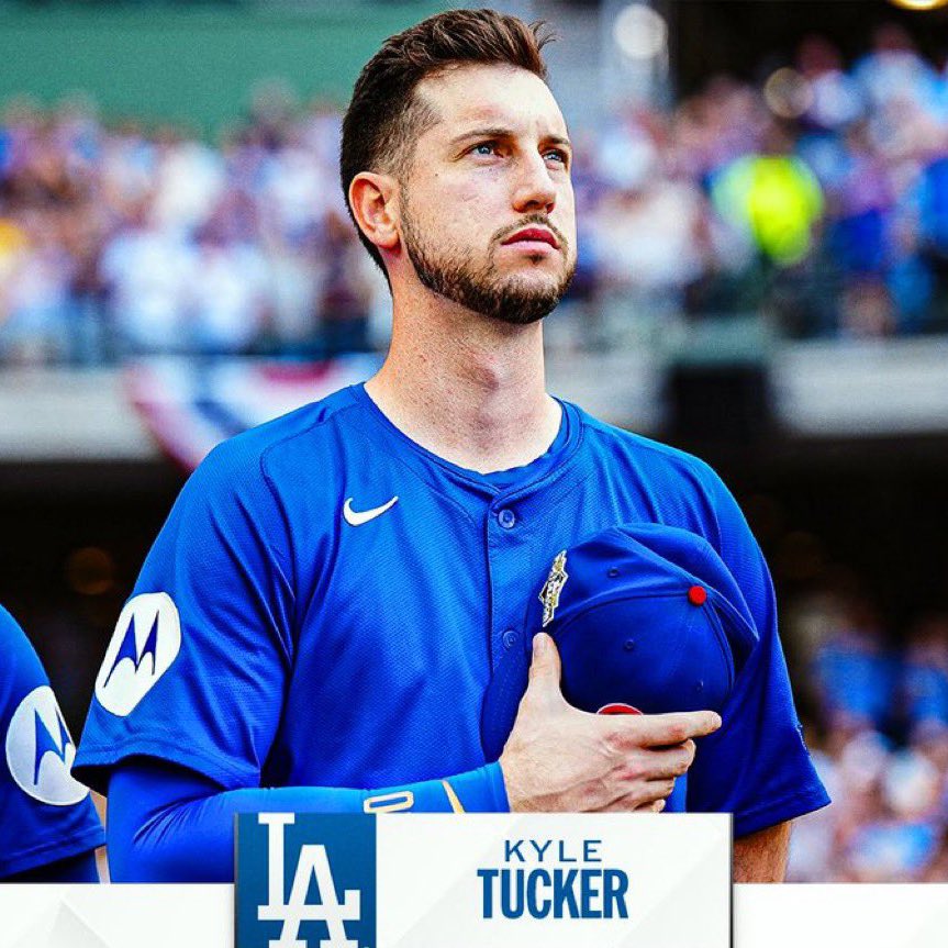 LakeShowYo tweet media