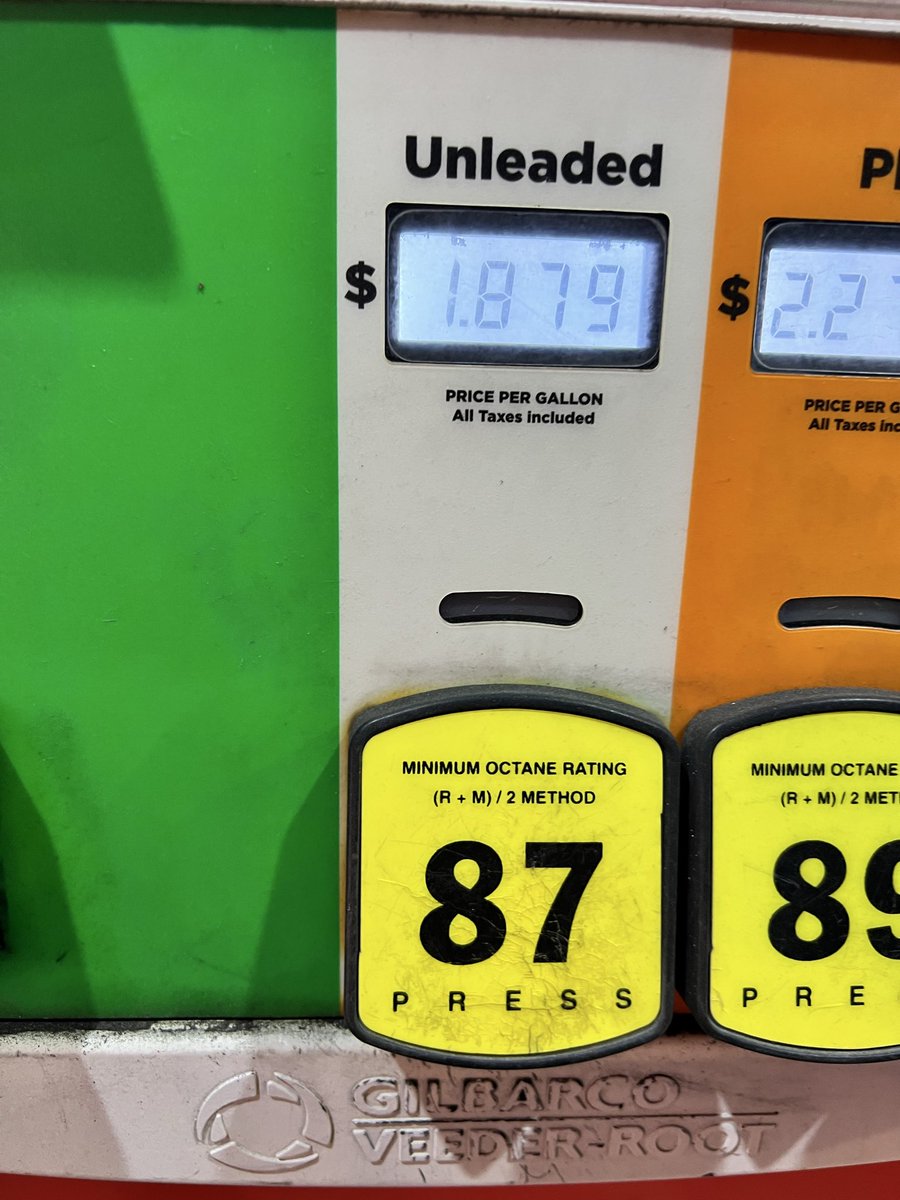 URHTSPORTS's tweet photo. Thank you @CircleKStores $.40 off per gallon today! Filled up my truck for $1.87 a gallon! If you’re not a part of their rewards you should be! Check out the Circle K app. Download it at https://t.co/yA1LqlHBF1 https://t.co/ENIUeZ7fWQ