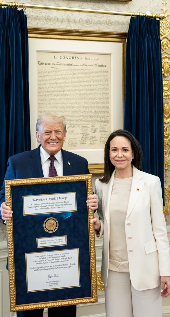 AlertaNews24's tweet image. 🇺🇸🇻🇪 | DONALD TRUMP Y SU (NUEVO) PREMIO NOBEL DE LA PAZ.