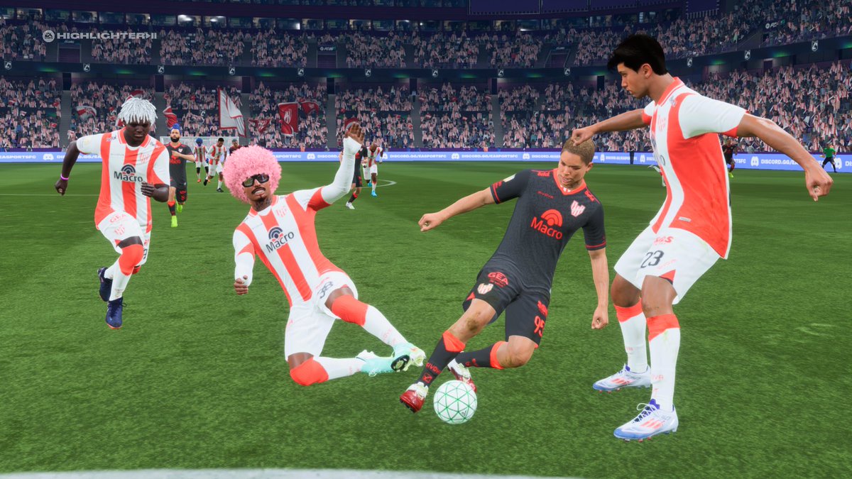 Lea Vicente tweet media