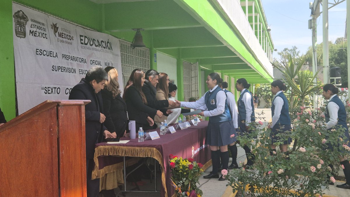 Escuela Preparatoria Oficial Núm.282 tweet media