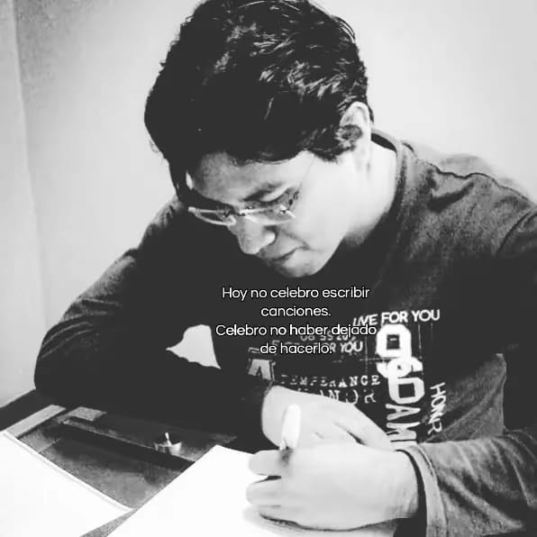 Día del Compositor.
A veces escribir es seguir, incluso después del ruido.

#DíaDelCompositor