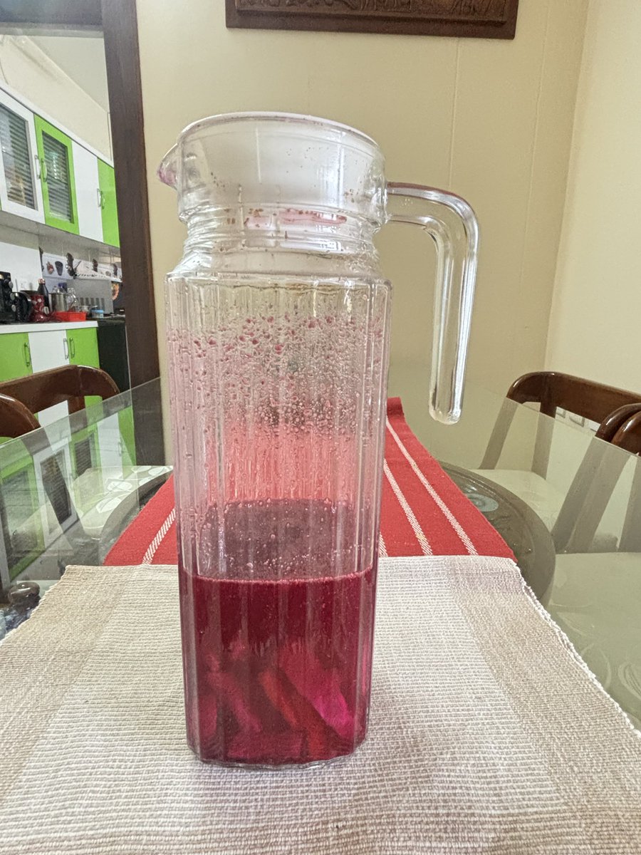pargaien's tweet image. How many of you have drunk this healthy drink? #drinks
Any guesses ?