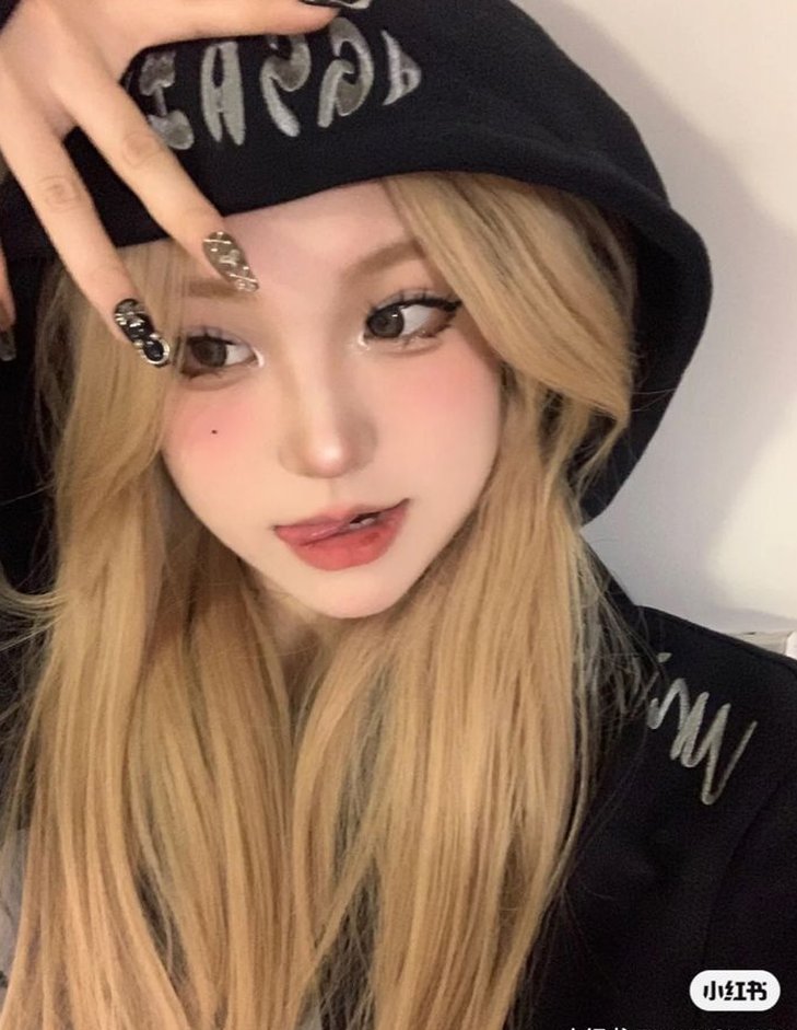 Capaorga's tweet image. 電車で2駅分歩いて帰った 👏