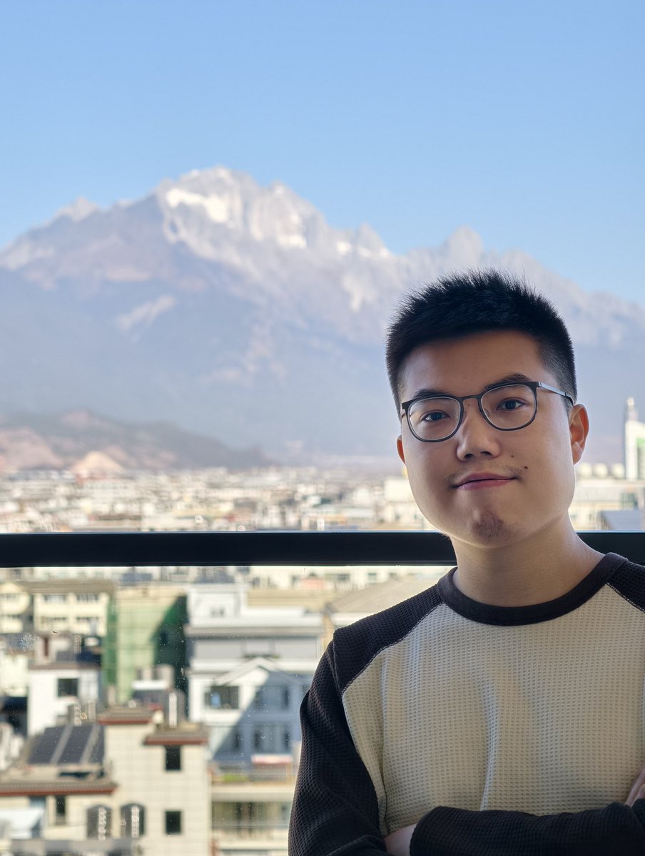 Pak_GZ's tweet image. 其实很小的时候就见过一次玉龙雪山，但已经没什么记忆了，这次算是将近二十年后的再会