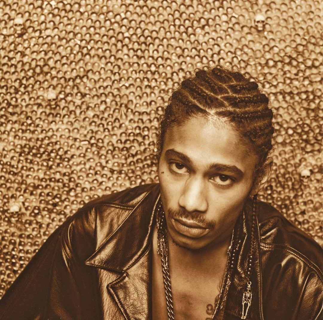 glynderella_'s tweet image. LAAAAAAYZIEEEEE 🖤