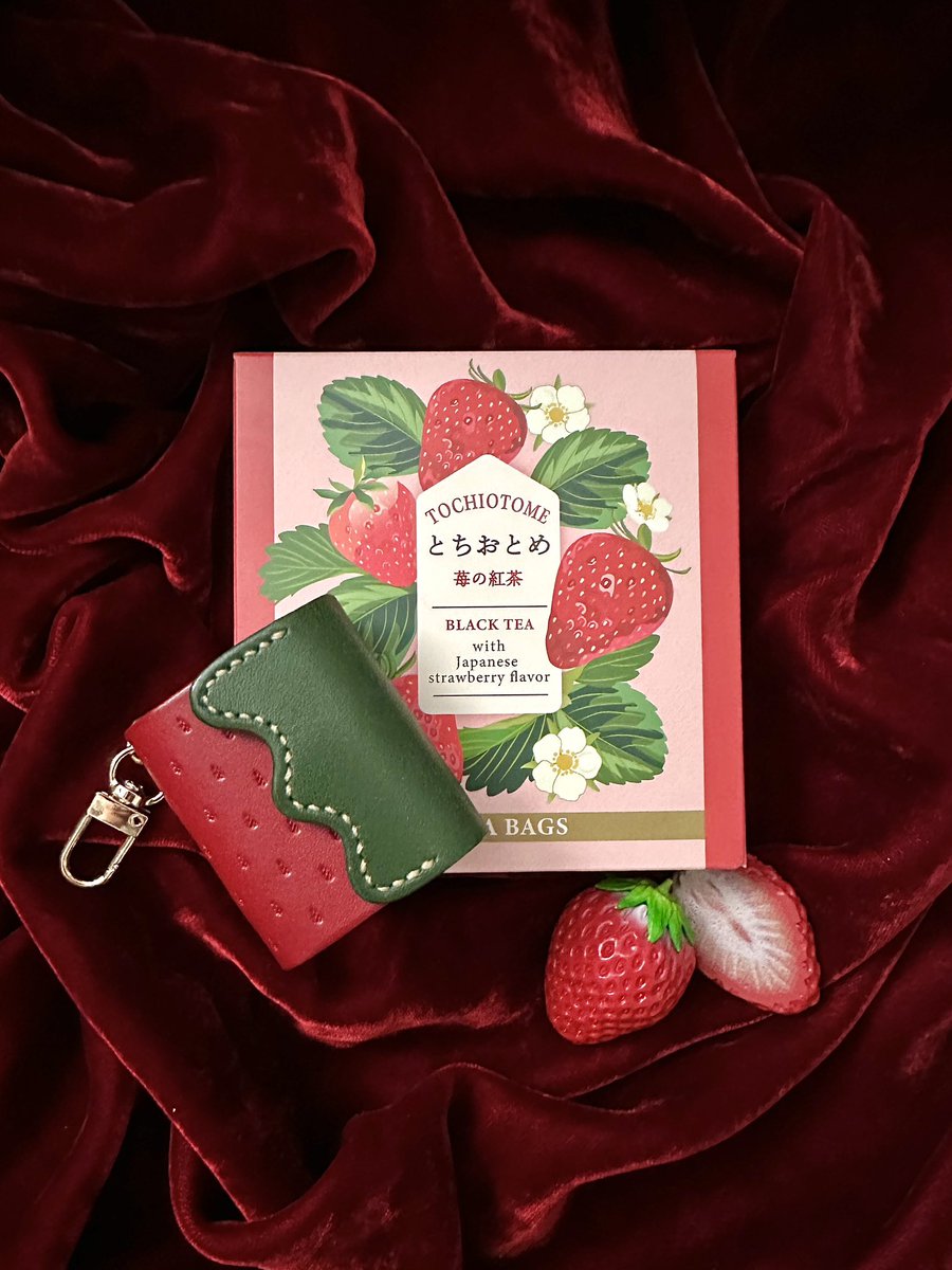 SUB×MISSION 🍓いちごの手帳&いちごのお財布（意匠登録済）🍓不定期