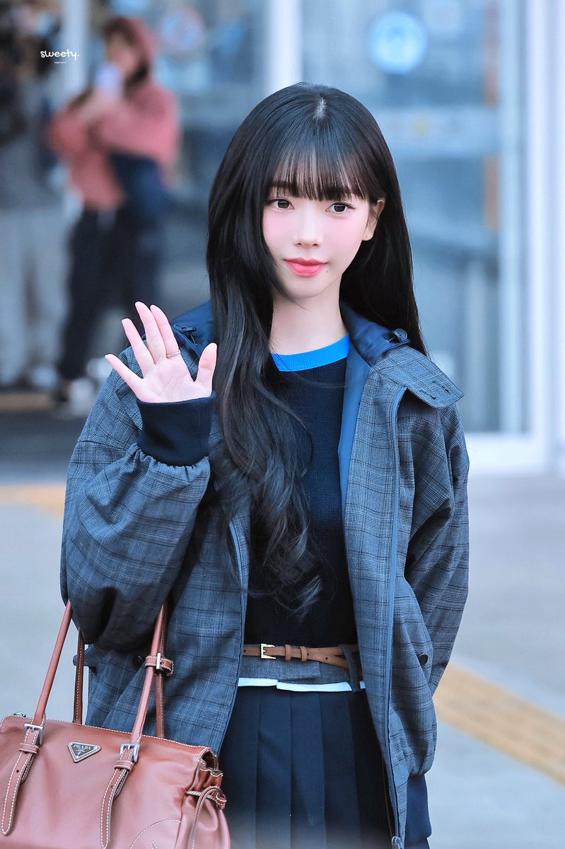 sweety_411k's tweet image. 260116 ICN 

#카리나 #Karina 
#에스파 #aespa

#KarinaxPrada #PradaFW26