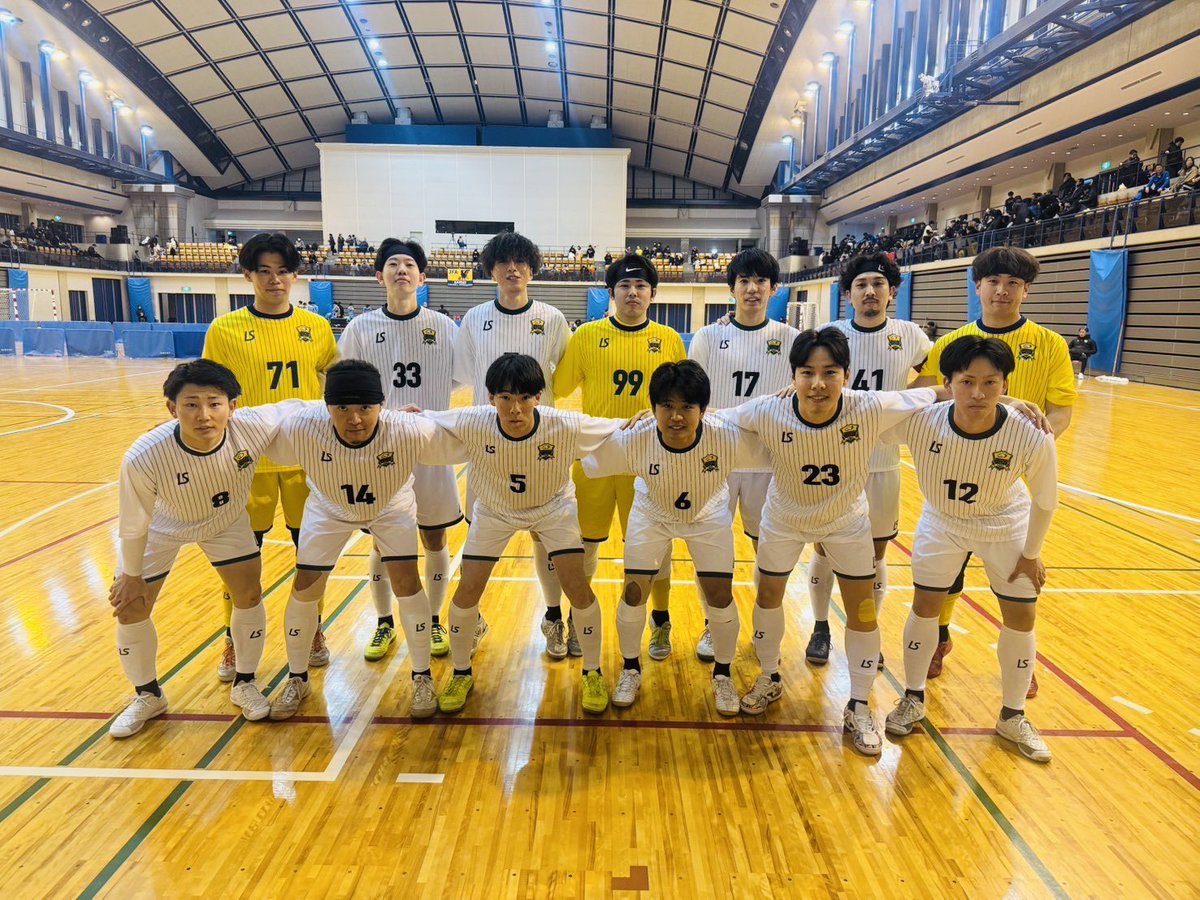 ETO8100's tweet photo. 全日本フットサル選手権大会関西大会初戦

トップ&amp;サテライト共に勝利する事が出来ました。

沢山の応援ありがとうございました✨

互いに課題が見つかった試合となり次戦までに修正して臨みたいと思います❗️

引き続き応援宜しくお願いします⚽️ https://t.co/d3kZZJ7fUf