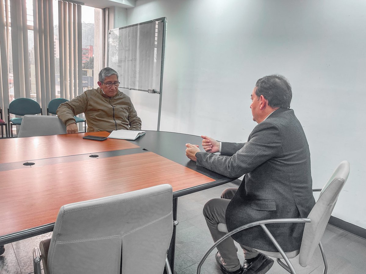 OswaldoVal14's tweet image. Oswaldo Valverde, delegado del presidente Daniel Noboa  Azin ante el Consejo de Planificación Amazónico, cumplió agenda de trabajo en Quito, donde mantuvo una reunión con Marco Oviedo, viceministro del Ministerio de Agricultura y Ganadería (MAGP), con el objetivo de articular…