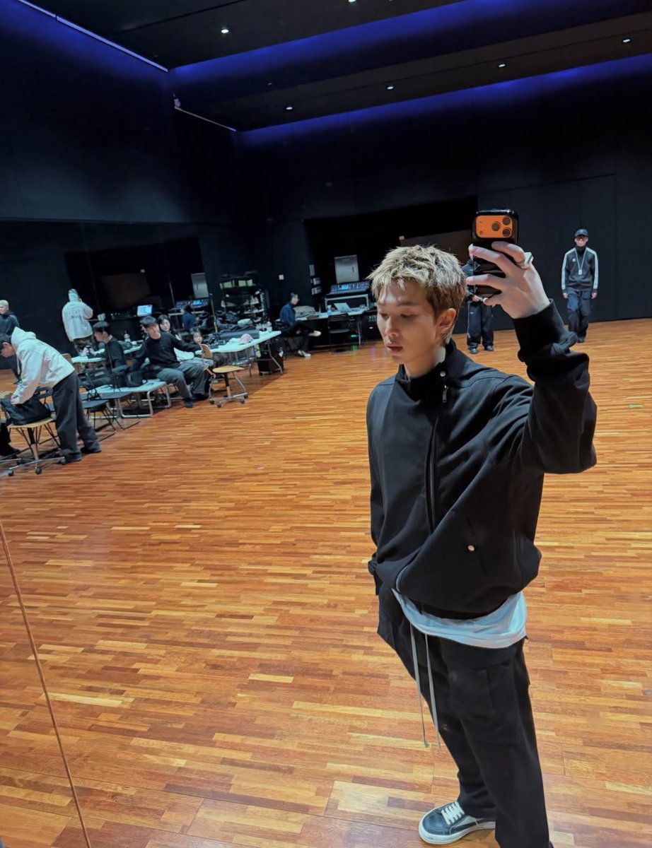 seokjinbit's tweet image. NAMJOON HAS POSTED ON INSTAGRAM

MY HANDSOME DARLING