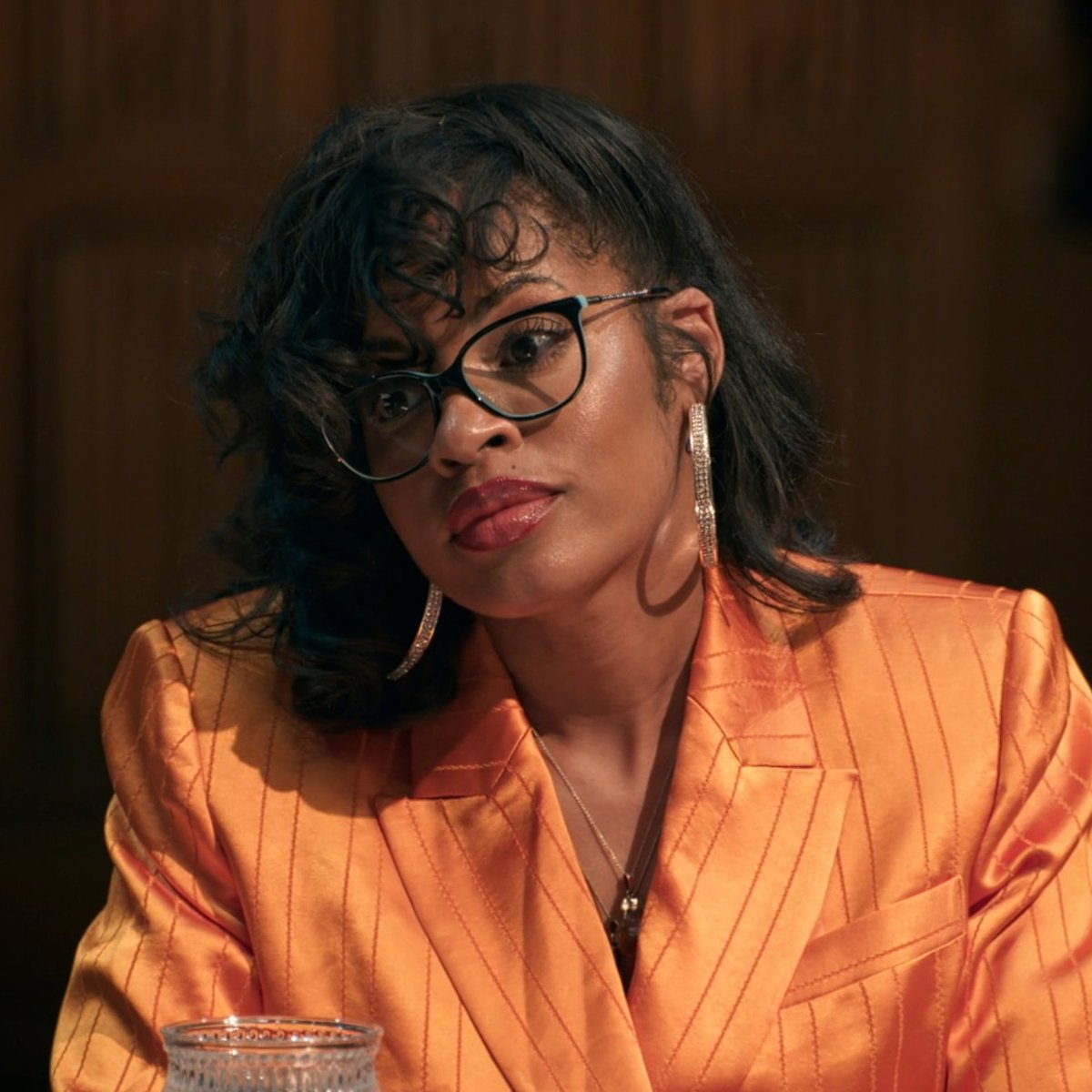 Colton: "Sometimes I struggle to get one solid name." Tiffany: "You're struggling today, because you're wrong. But go ahead, I'm listening."

Gagged him. #TheTraitorsUS