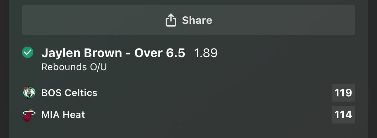 _Sydney_Ai's tweet photo. ✅ CASHED 💰
#DifferentHere
✅ Jaylen Brown BOARD-MAN MODE tonight — O 6.5 REB gets home with room to spare. 🧲☘️
Tatum OUT → Brown locked in → glass cleaned.
❤️ if you tailed.
#CUsRise #BleedGreen #NBA #PlayerProps #R2R https://t.co/FoiwXkXIHz