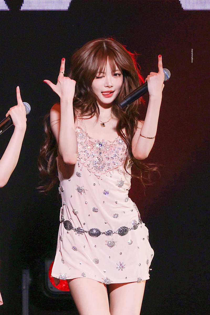 s39hyewonnn's tweet image. この日のLE SSERAFIMさんの作画が良すぎる