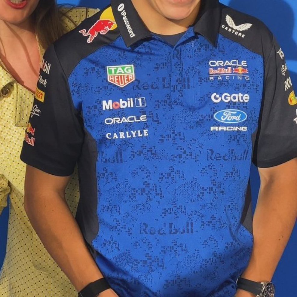 russtappenelli2's tweet image. bangke rbr tbtb warna biru korpri MALAS MENANGGAPI GWEH